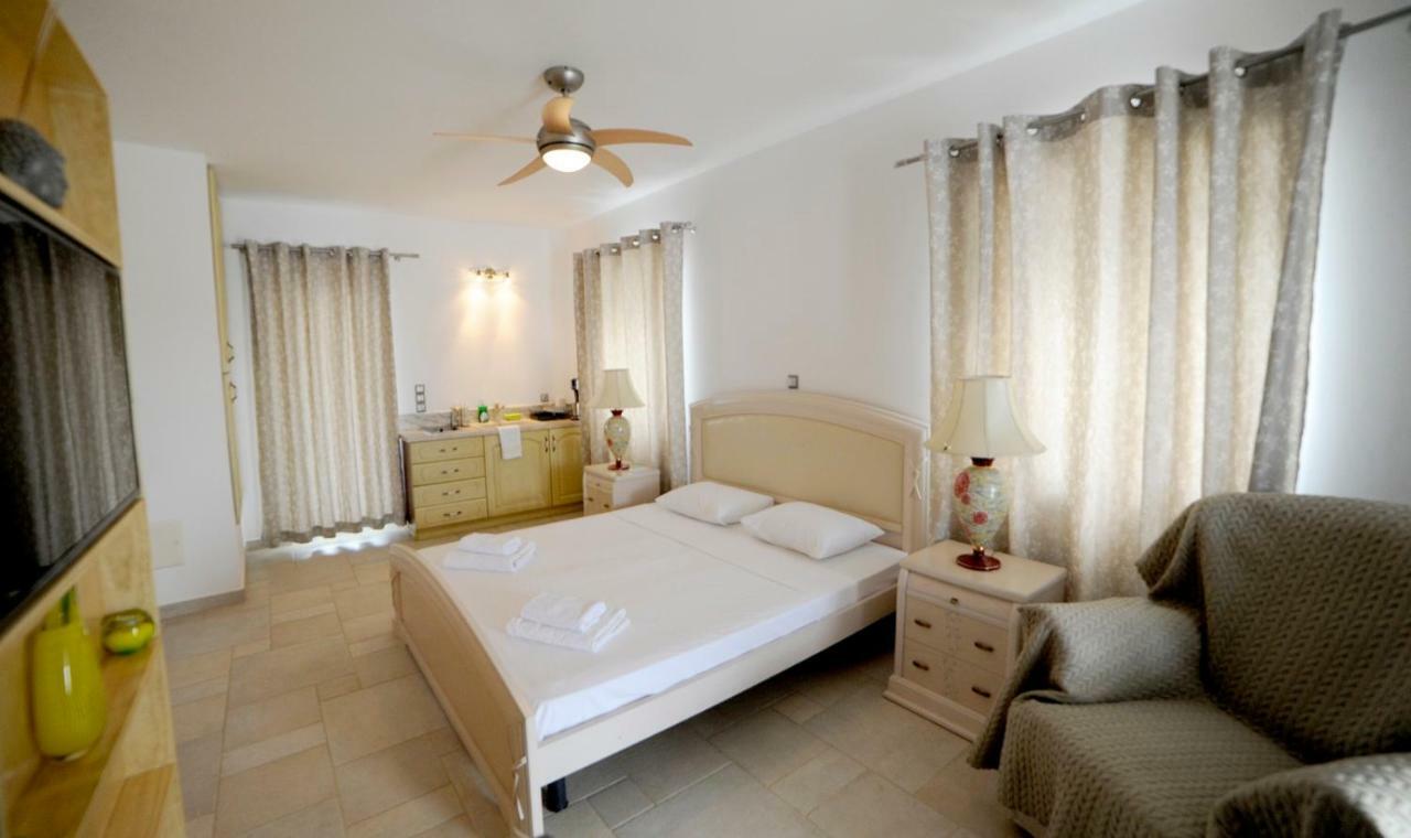 Villa Busho Naoussa Exterior foto